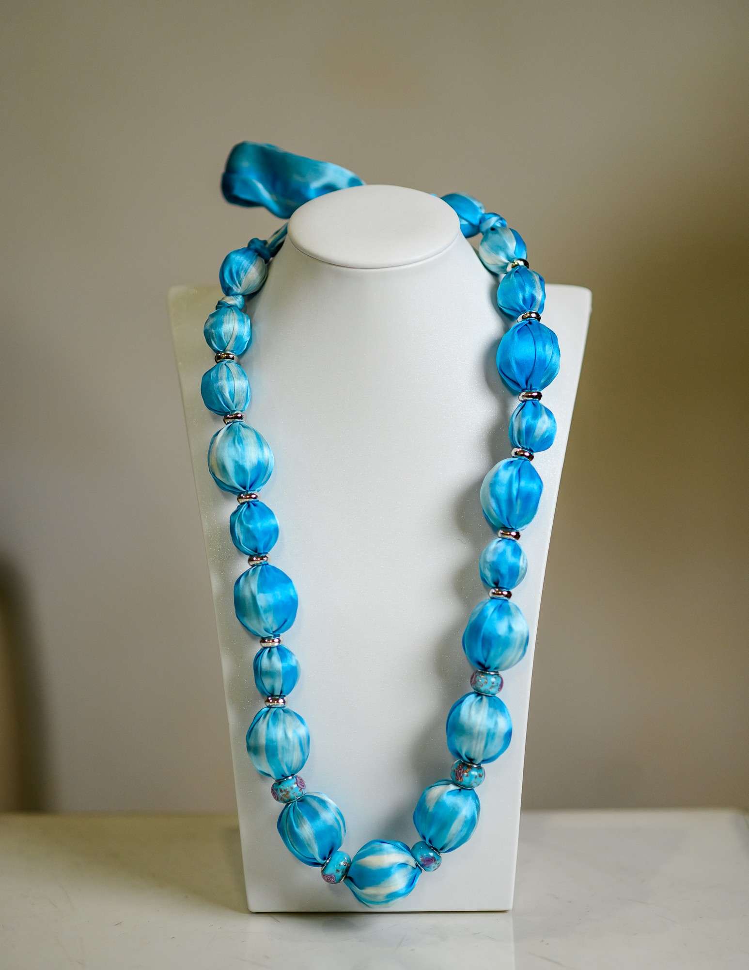 Unique Silk Necklace</br>BREEZE - Image 2